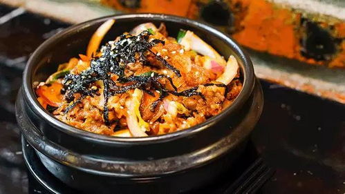 芝士肋排与黑牛铁板香米饭 北海这家烤肉店满足所有肉食动物的幻想