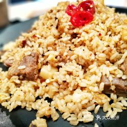 探店测评 | 味千拉面虹桥高铁店的麻麻辣辣炒牛肉饭，究竟好不好吃？