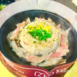 上海美食探秘 铁板达人黑椒牛肉饭口味实测与用户评价全解析